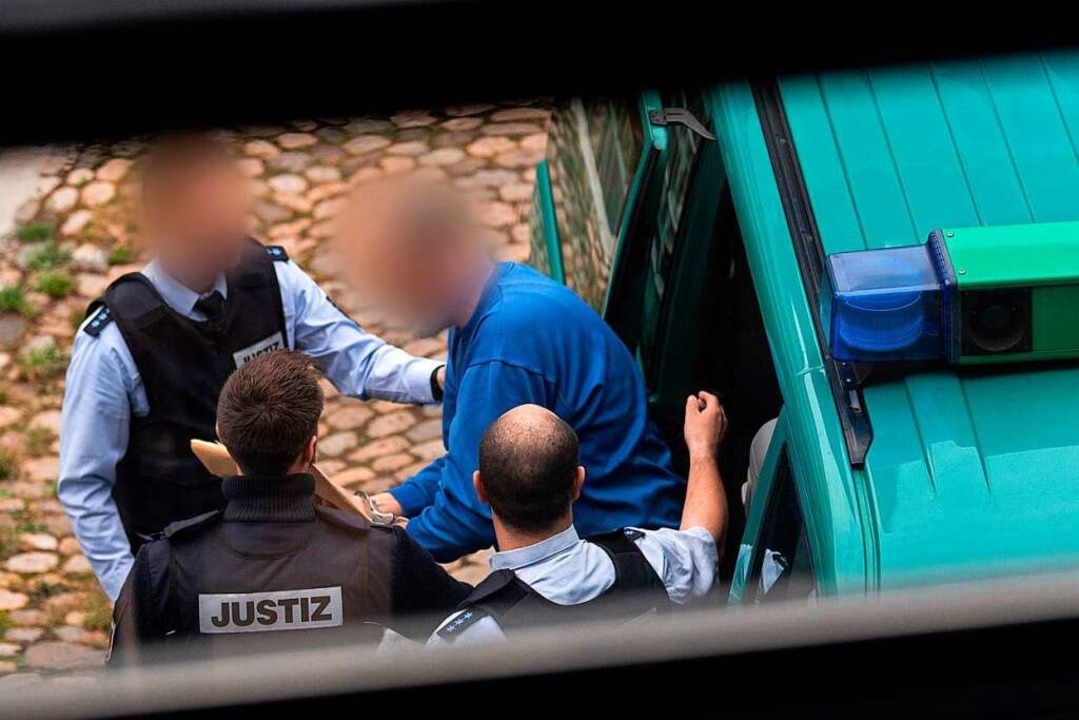Markus K. wird am Donnerstag zum Proze...ht. Er sitzt in der JVA Offenburg ein.  | Foto: dpa