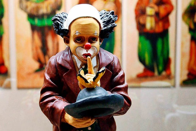 Wo die Sammlerliebe hinfllt: der eine...Comicfiguren, der andere  auf Clowns.   | Foto: dpa