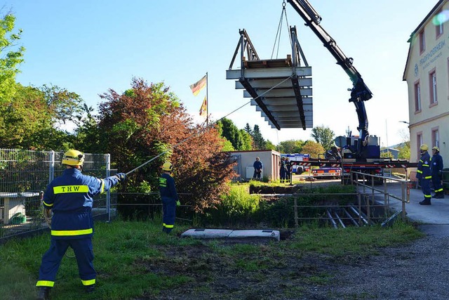 Eher eine Aufgabe aus alten THW-Zeiten...ch weiterhin berquert werden konnte.   | Foto: THW