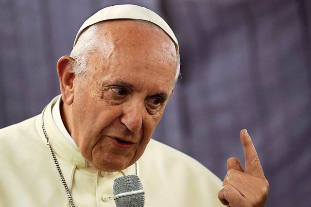 Papst Franziskus hat dazu appelliert, ...Gerechtigkeit und Frieden einzusetzen.  | Foto: dpa