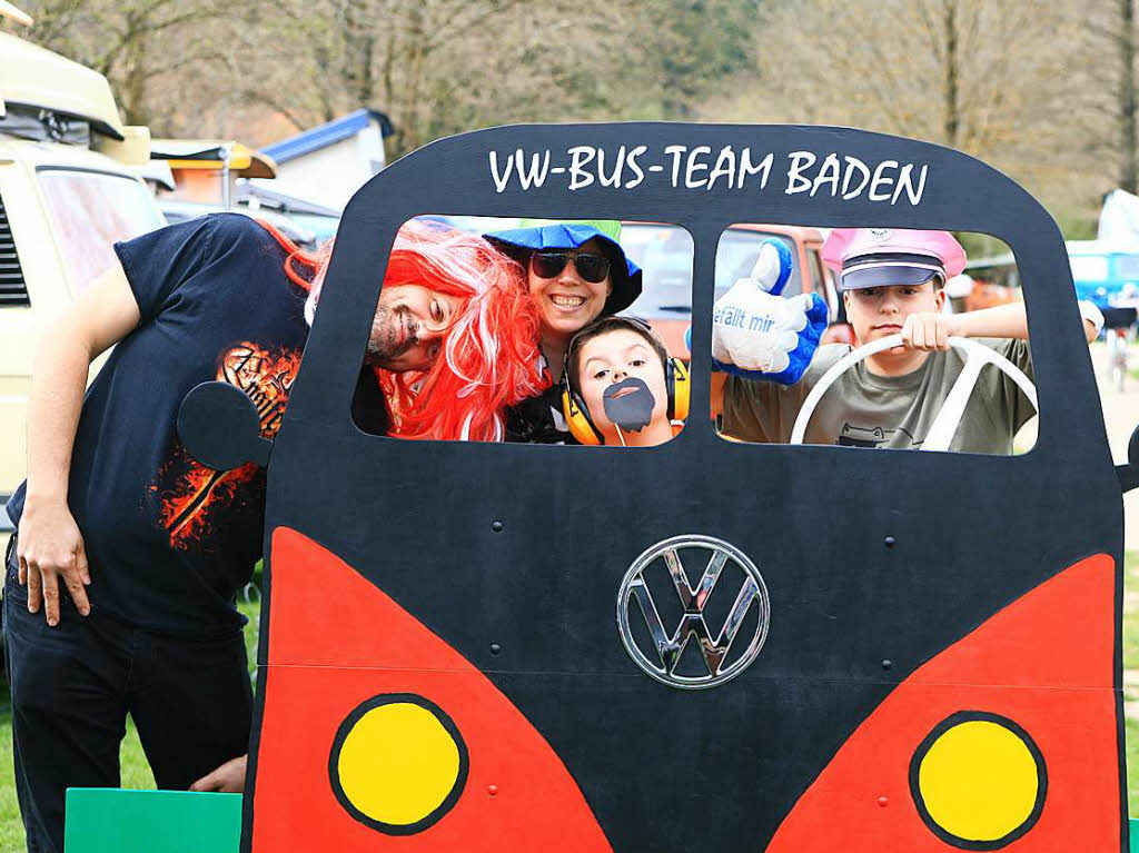 Erinnerungsfoto vom VW-Bus-Treffen