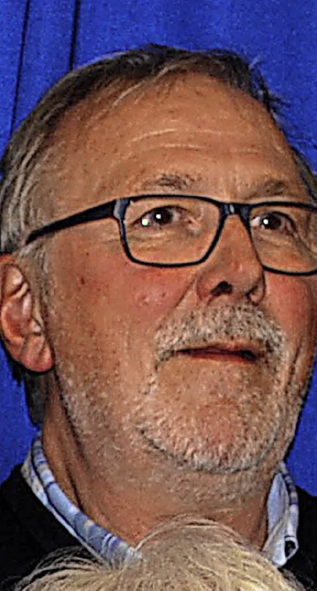 Peter Rapp (links) hat den Vorsitz an Reinhard Schmitt übergeben. | Foto: Thomas Loisl Mink Peter Rapp (links) hat den Vorsitz an Reinhard Schmitt übergeben. | Foto: Thomas Loisl Mink