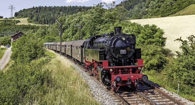 Die Sauschwänzlebahn bei Blumberg ist...8220; der Randenkommission aufgeführt. | Foto: Joerg Sauter Die Sauschwänzlebahn bei Blumberg ist...8220; der Randenkommission aufgeführt. | Foto: Joerg Sauter