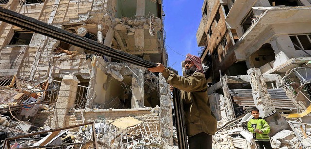 Dieses Foto entstand, als die syrische...n Duma bis Montag noch keinen Zugang.   | Foto: AFP