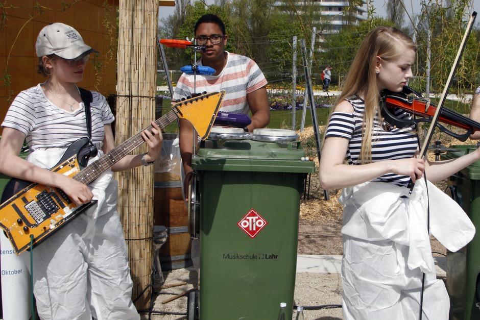 Vom ersten Tag an wurde auf der Landesgartenschau ein vielfältiges Programm geboten. (Foto: Heidi Foessel) Vom ersten Tag an wurde auf der Landesgartenschau ein vielfältiges Programm geboten. (Foto: Heidi Foessel)