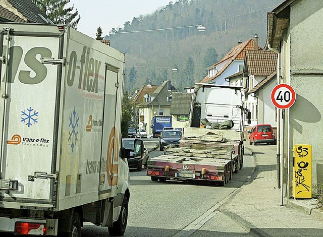 Lastwagen  in Reichenbach   | Foto: B.  Bernhardt