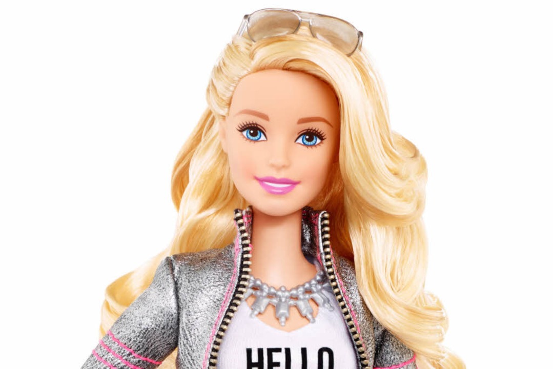 Barbie darf alles &#8211; auch Waschmaschinen reparieren.  | Foto: dpa