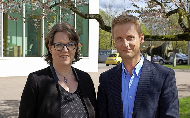 Preistrger Mathias Brtl mit Prorektorin Anne Najderek.   | Foto: Puppe