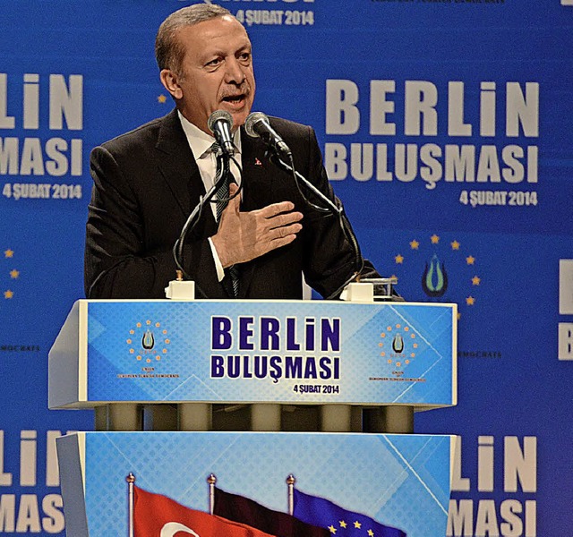 Damals durfte er in Deutschland sprechen: Erdogan in Berlin 2014   | Foto: dpa