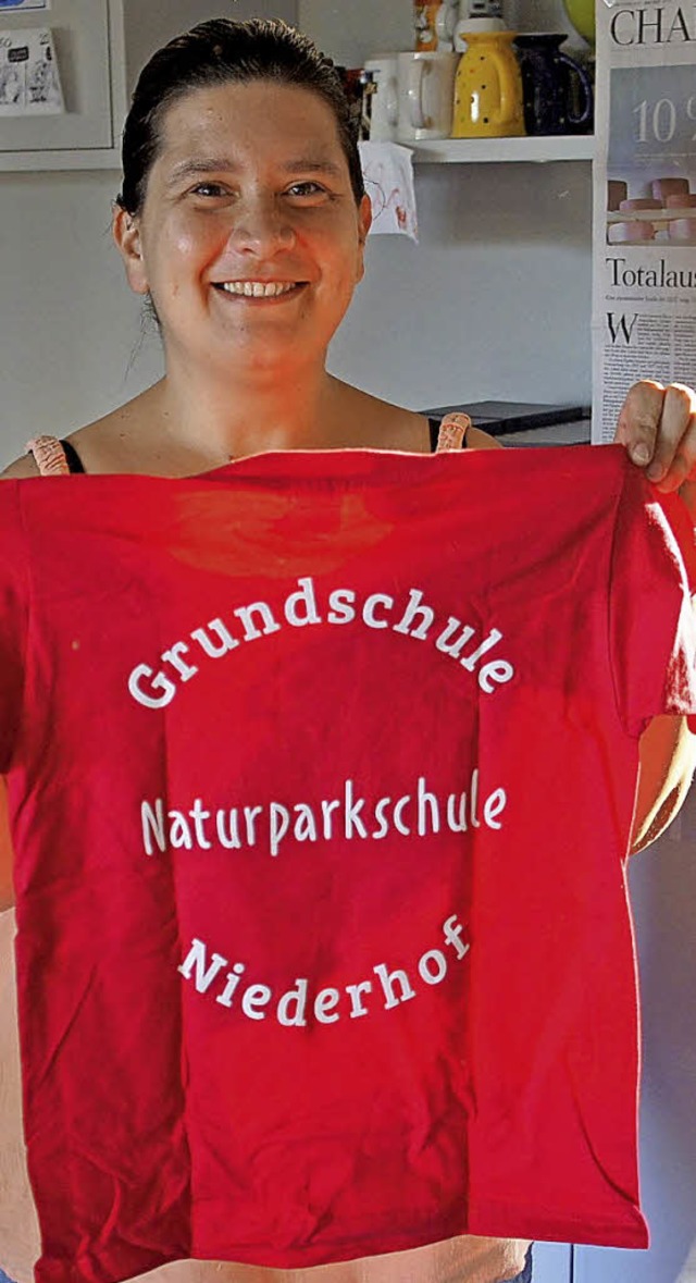 Cristina Thoma prsentiert das neue  T...Erstklssler der Niederhofer  Schule.   | Foto: Herbrig