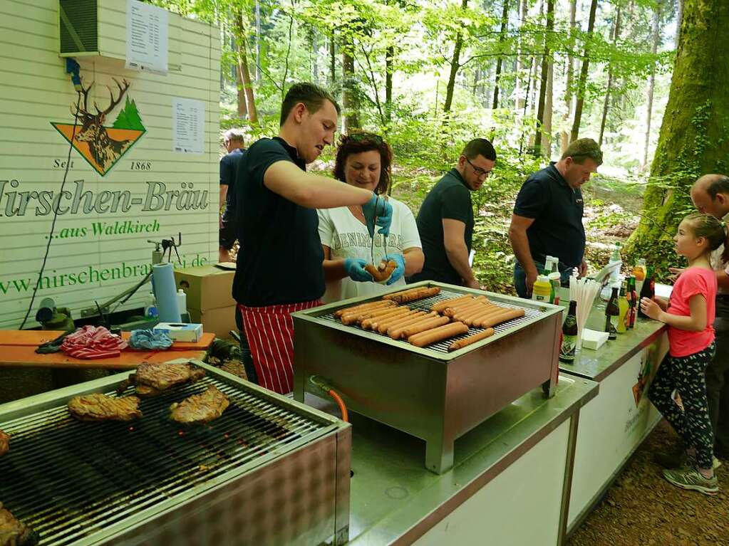 Im Rahmen der Heimattage Baden-Wrttemberg in Waldkirch fand im Wald beim Schtzenhaus Buchholz ein Waldtag mit mehr als 20 Stationen statt.