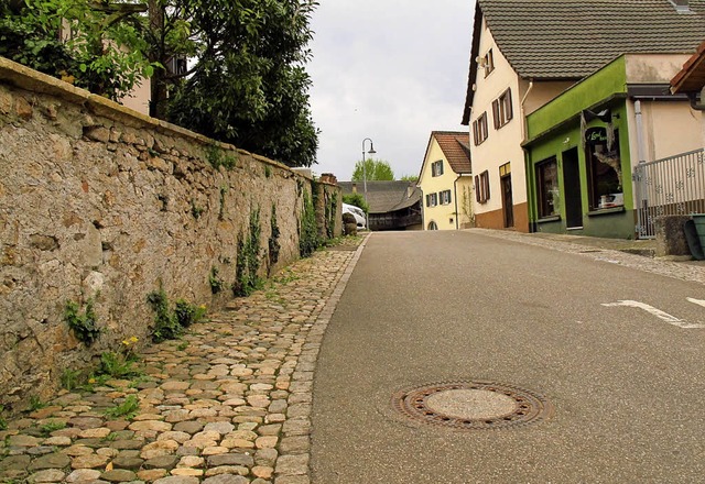 Die Mohrengasse in Hertingen - hier le...rae herzustellen, wre aber zu teuer.  | Foto: Jutta Schtz