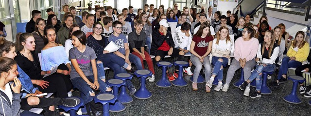 Das Interesse der Achtklssler aus Ettenheim an dem Politikworkshop war gro.   | Foto: Herbert Birkle