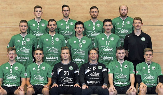 Das Hofweierer Team zu Saisonbeginn (h...ehlen: Marcel Hilger, Lukas Eichhorn.   | Foto:  Verein