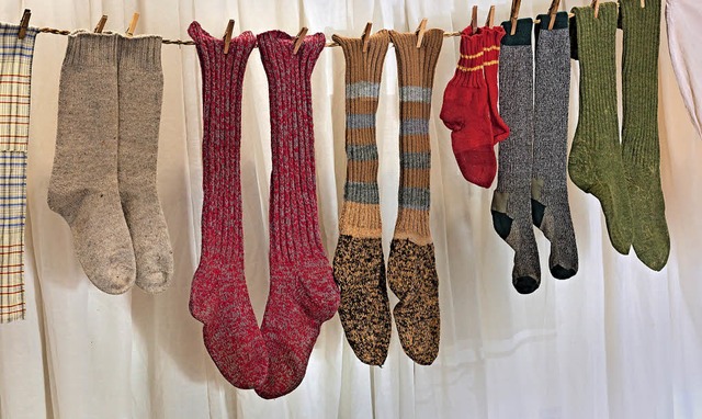 Sehen nicht immer schick aus, sind abe...emtlich &#8211; Strmpfe und Socken.   | Foto: Ermess (Adobe.com)