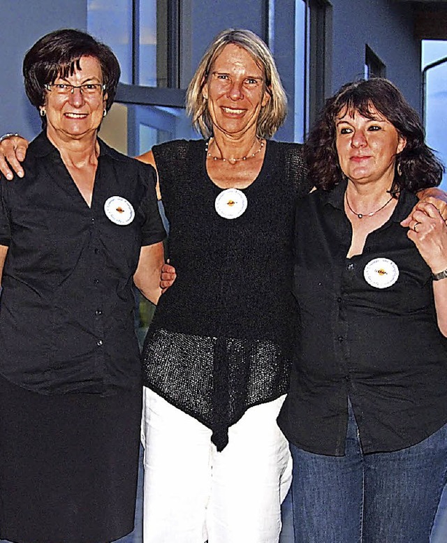 Wahlen und Ehrungen beim Krankenpflege...rden Christine Putz und Renate Kunzer.  | Foto: Poppen