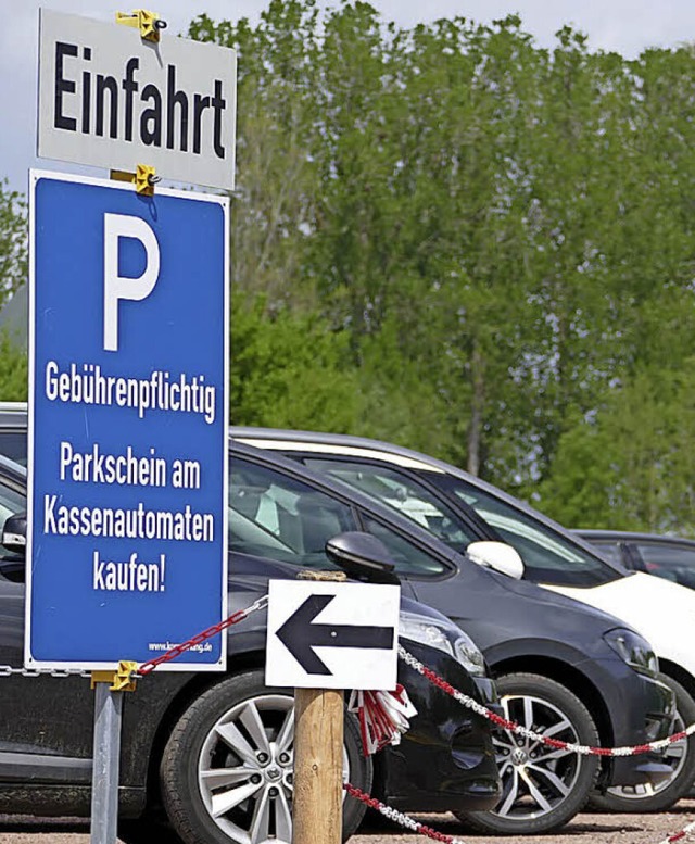 Auf dem LGS-Parkplatz  beim Haupteinga...r Vogesenstrae gelten klare Regeln.    | Foto: M. Alexander