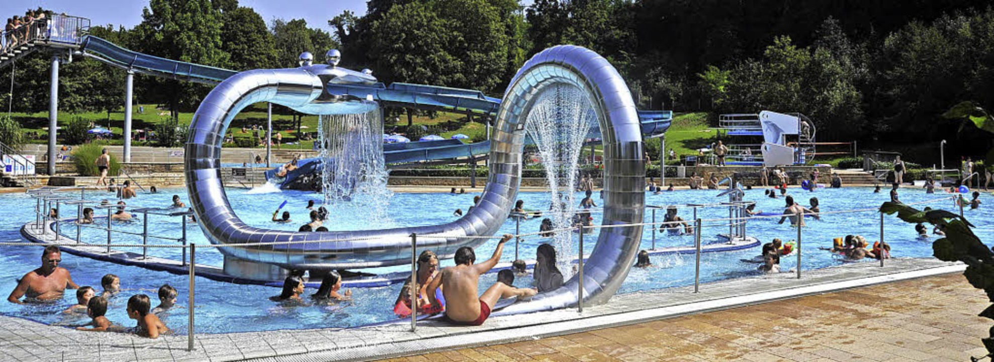 Hinein Ins Vergnügen: Die Freibadsaison Beginnt - Staufen - Badische ...