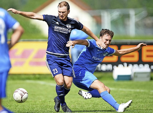 Aller Anfang ist schwer: Axel Damjanov...gkeiten als Oberrieder Spielertrainer.  | Foto: Seeger