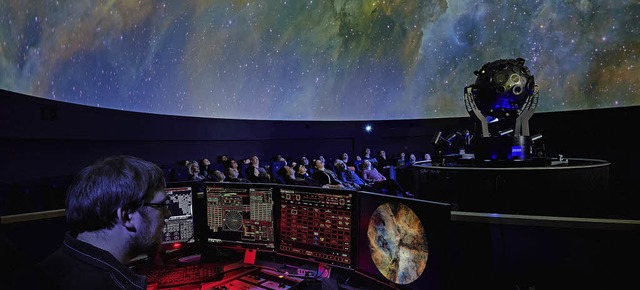 Eigene Programme sind das Besondere am Freiburger Planetarium.  | Foto: Bernd Schumacher