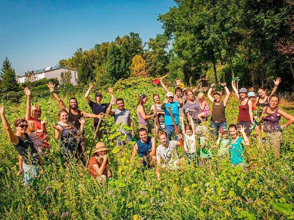 Im Gemeinschaftsgarten im Vauban wird Gemüse gepflanzt.  | Foto: zusammen leben e.V.