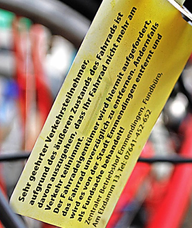 Wer diesen Hinweis an seinem Rad finde...&#8217;s im Fundbro beim Betriebshof.  | Foto: Jahn