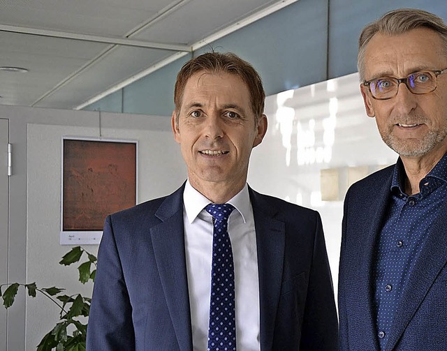 Armin Schuster (rechts) besucht Jrg Lutz.  | Foto:  Stadt Lrrach