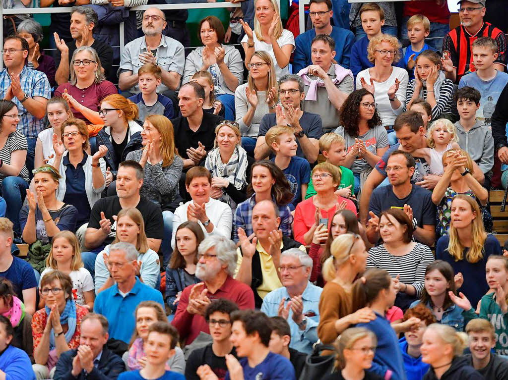 Die USC-Basketballerinnen (weie Trikots) gewinnen das zweite Playoff-Finale gegen Jahn Mnchen 64:59.