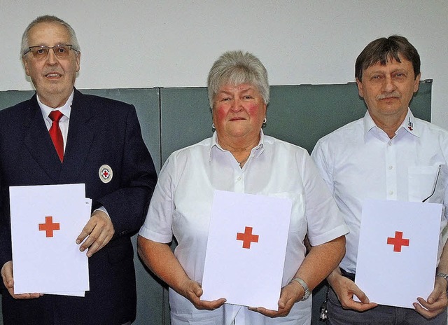 Vorsitzender Peter Zimmermann ist seit...t vor 40 Jahren in das Rote Kreuz ein.  | Foto: Doeter Erggelet