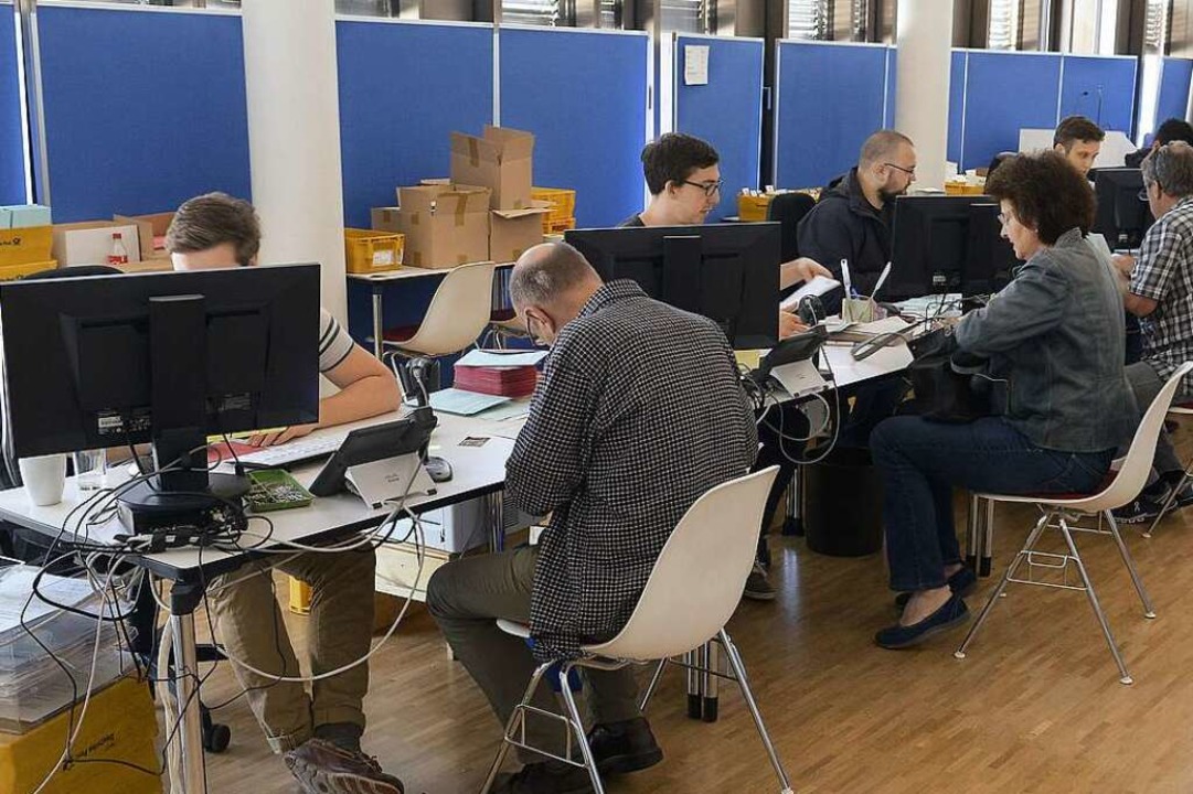 Im Rathaus knnen Brger bereits jetzt...n fr den zweiten Wahlgang abstimmen.   | Foto: Ingo Schneider