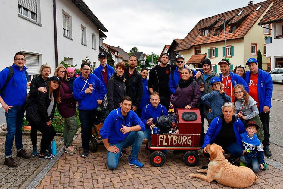 Die Flyburg-Hexen waren on Tour (Foto: Heinz u. Monika Vollmar) Die Flyburg-Hexen waren on Tour (Foto: Heinz u. Monika Vollmar)