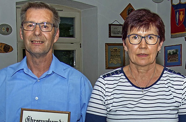 Josef und Christa Engelmann sind zu Eh...rn der Hanfrzi-Zunft ernannt worden.   | Foto: Olaf Michel