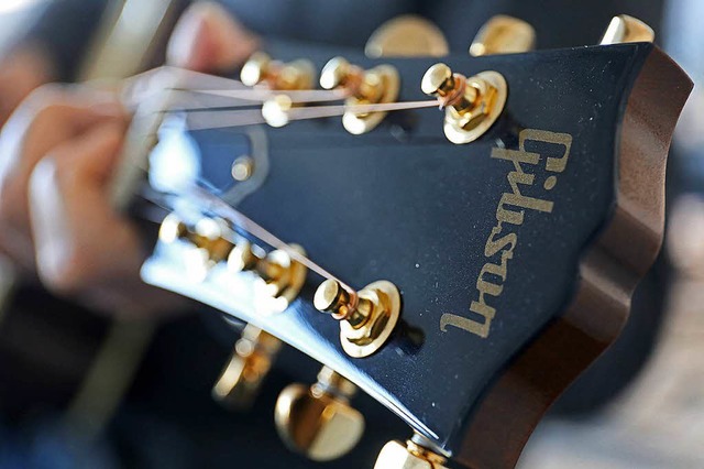 Gibson schickte 1936 die weltweit erst...s 170 000 Gitarren in rund 80 Lndern.  | Foto: dpa