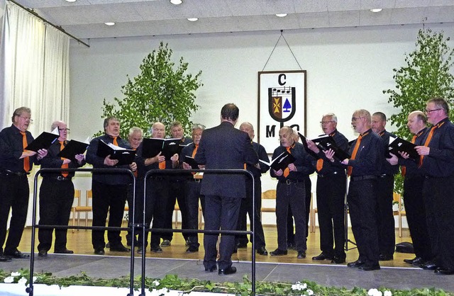 Der Gndlinger Mnnerchor &#8222;Eintr...eine Gste mit einem Frhjahrskonzert.  | Foto: Christine Weirich