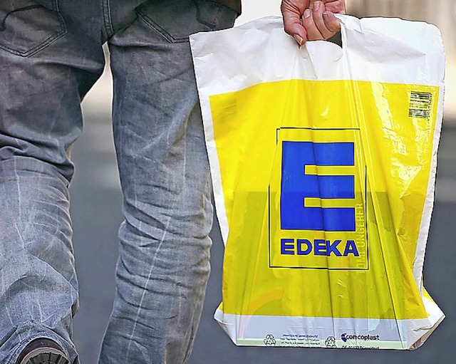 In der Edeka-Einkaufstte befinden sich jetzt auch wieder Nestl-Produkte.   | Foto: DPA