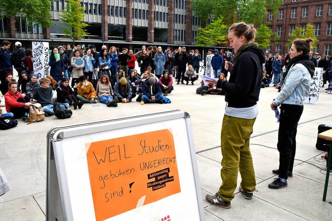 Kundgebung gegen Studiengebühren in Freiburg.  | Foto: Thomas Kunz