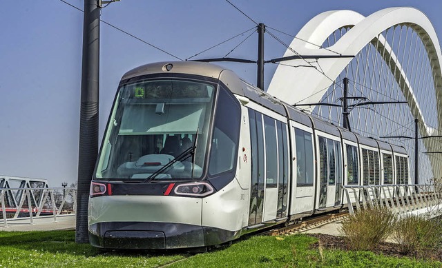 Ausgezeichnet genutzt wird die grenzberschreitende Tramlinie D.   | Foto: stadt kehl