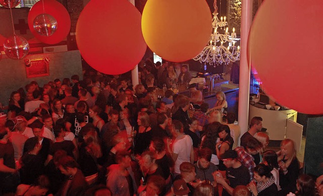 Das Barhopper-Festival lockt am Mittwo...nzen und Feiern in Clubs und Kneipen.   | Foto: Tolsdorf