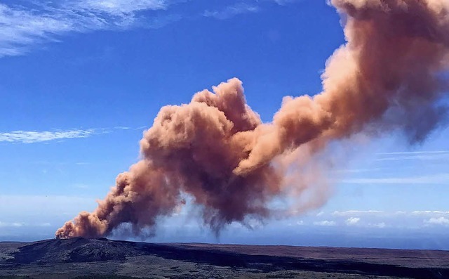 Hunderte kleine Erdste kndigten den... rechnen, so die Behrden auf Hawaii.   | Foto: AFP