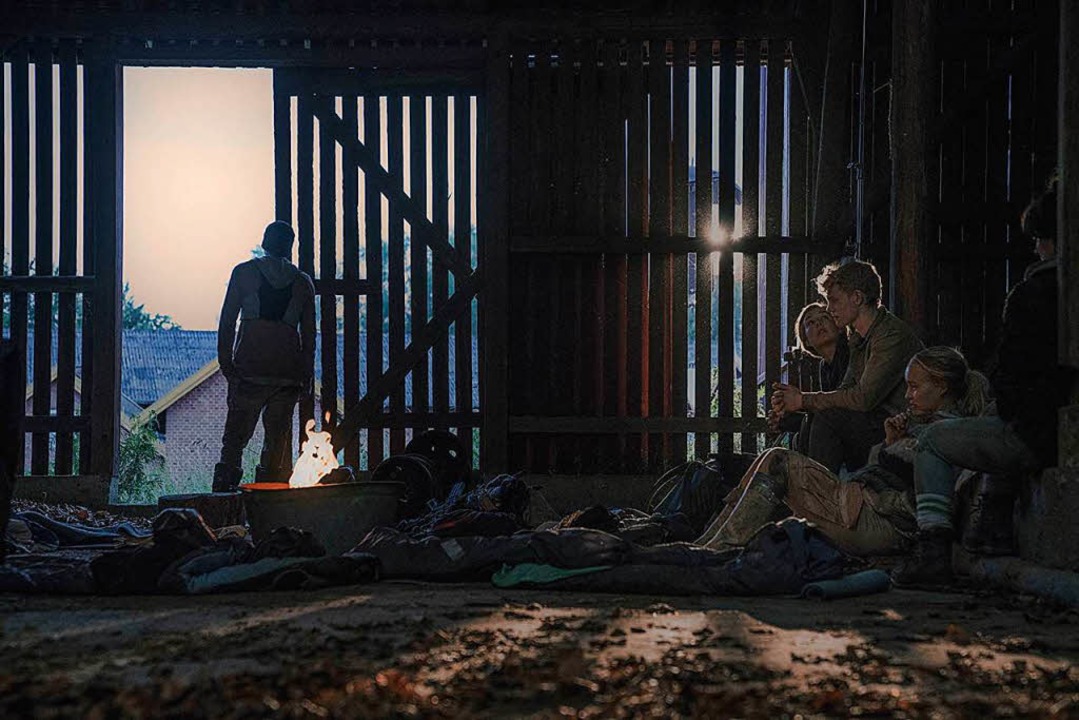 Sechs Jahre nachdem ein Virus den Gro...#8220;, Staffel 1 ist neu auf Netflix.  | Foto: Netflix