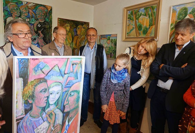 Bilder aus dem reichen Lebenswerk von ... Brgermeister Gunther Braun (rechts).  | Foto: Roswitha Frey