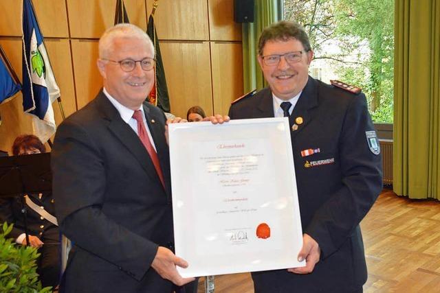 Fotos: Weiler Feuerwehr verabschiedet Stadtbrandmeister Gempp