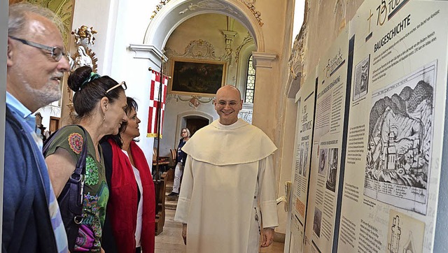 Groes Interesse fanden die Informatio...t sich ber die gelungene Ausstellung.  | Foto: Sahli