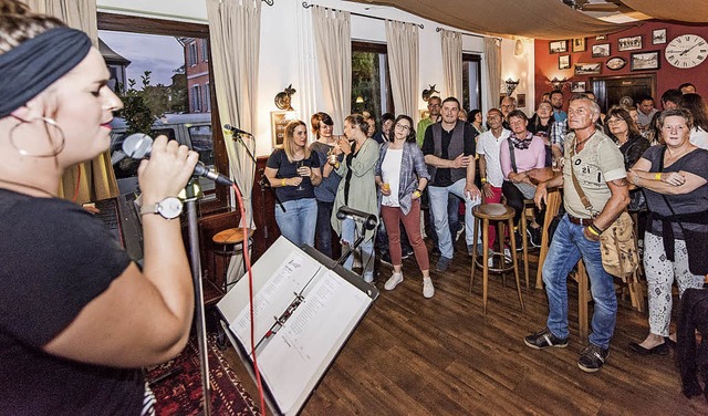 Akustik Deutsch-Pop und Mundart-Rock l...inpennacht in den &#8222;Salmen&#8220;  | Foto: Alexander Anlicker