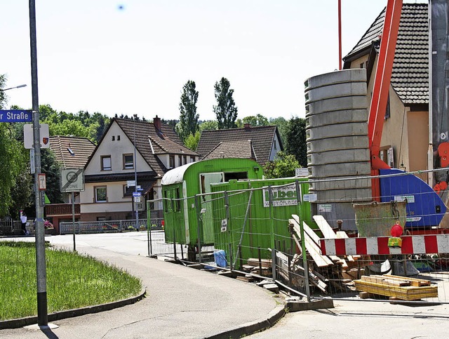 Gesperrt wegen Bauarbeiten ist seit la...um 14. Juli nicht auf die Karlstrae.   | Foto: Marlies Jung-Knoblich