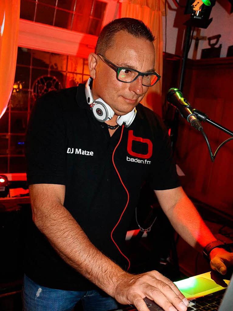 DJ Matze sorgte wieder fr Mallorca-Feeling mit Hits aus vier Jahrzehnten im Bayer-Sepple. Die Party ging dort zu spterer Stunde richtig los