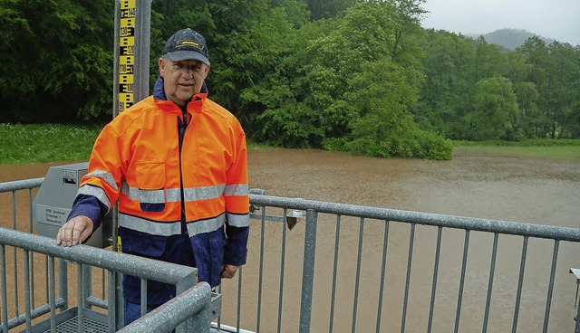 Hochwasserschutz-Einsatzleiter Paul Kr...ermgen Regenwasser aufnehmen musste.   | Foto: Sandra DEcoux-Kone
