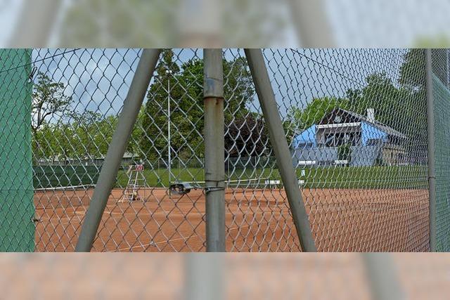 Ein Fuballplatz zum Wegrumen