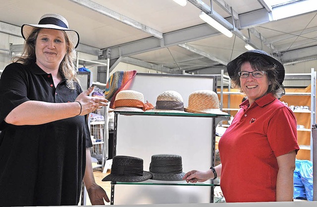 Freuen sich auf Kunden im Fallberg: Stefanie Gimbel (links) und Ina Pietschmann   | Foto: Verena Pichler