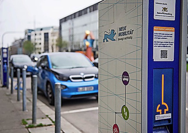 Elektroautos bleiben bislang ein Nischenmarkt.   | Foto: dpa